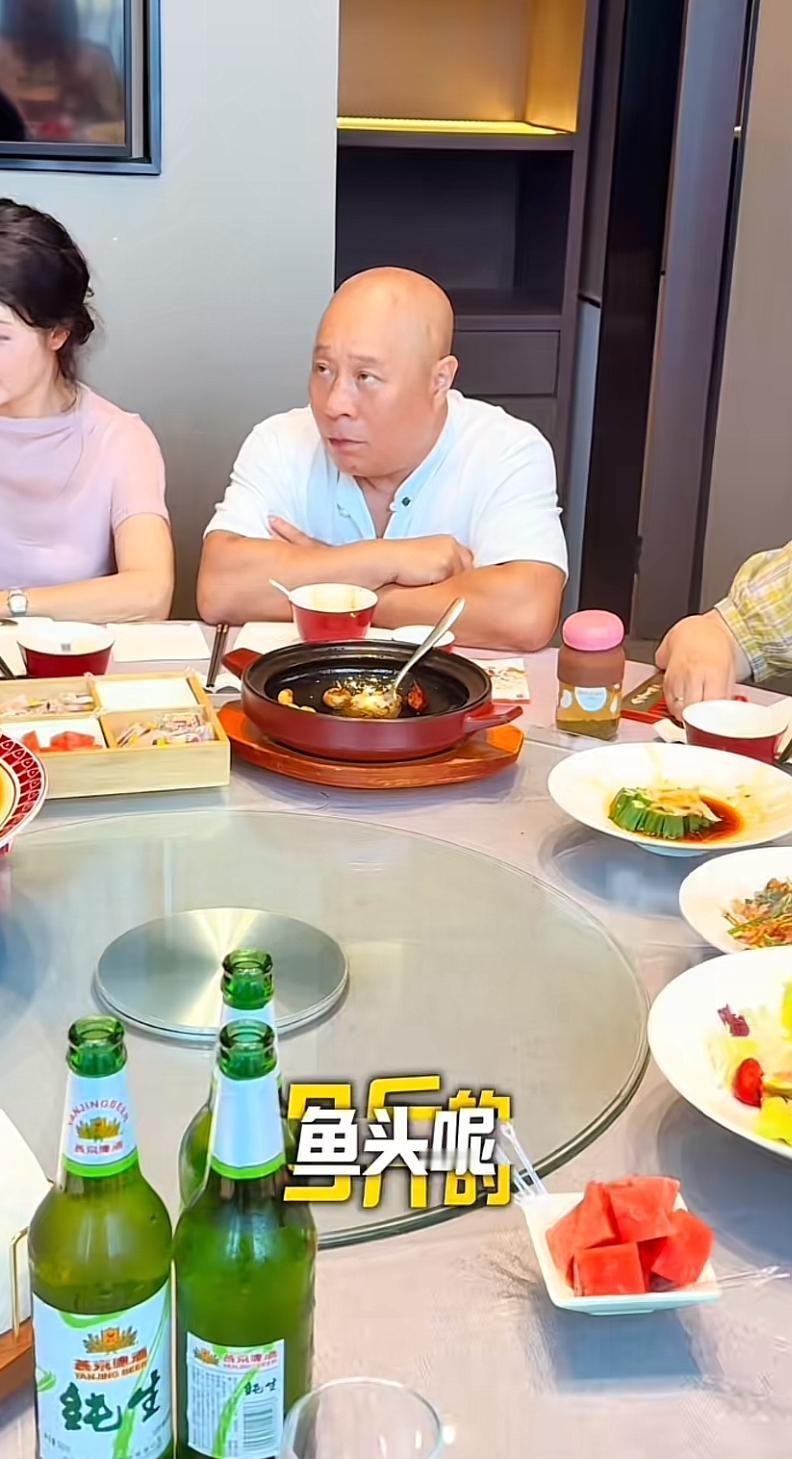 北京宝哥，忍痛割爱，拿出了150万元给到了好兄弟小五，算是一份补偿和安慰吧，毕竟