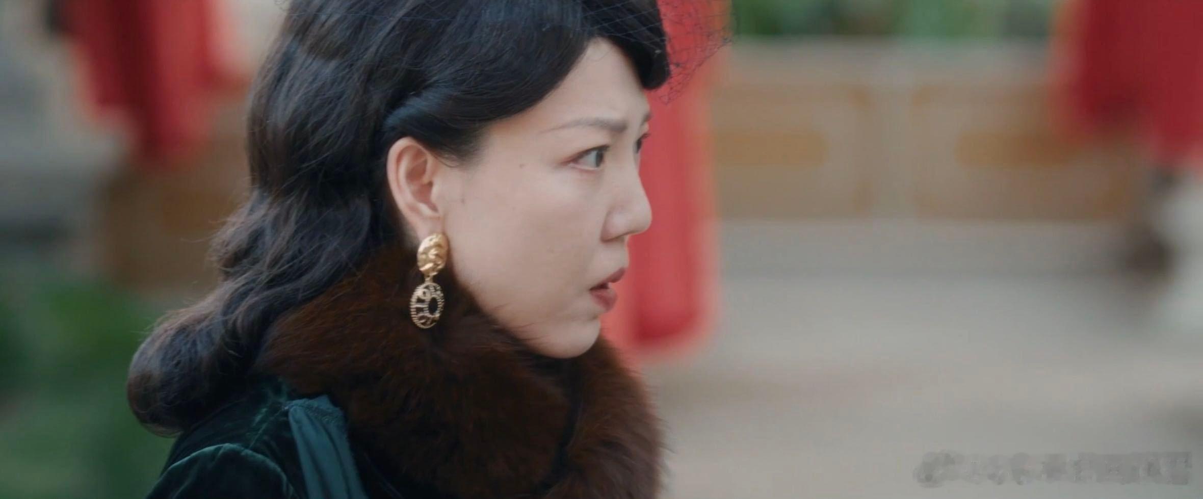 吴莫愁这一秒过火这一秒过火  吴莫愁你真的别太好笑，慕容锦瑞这角色被你演活了，吃