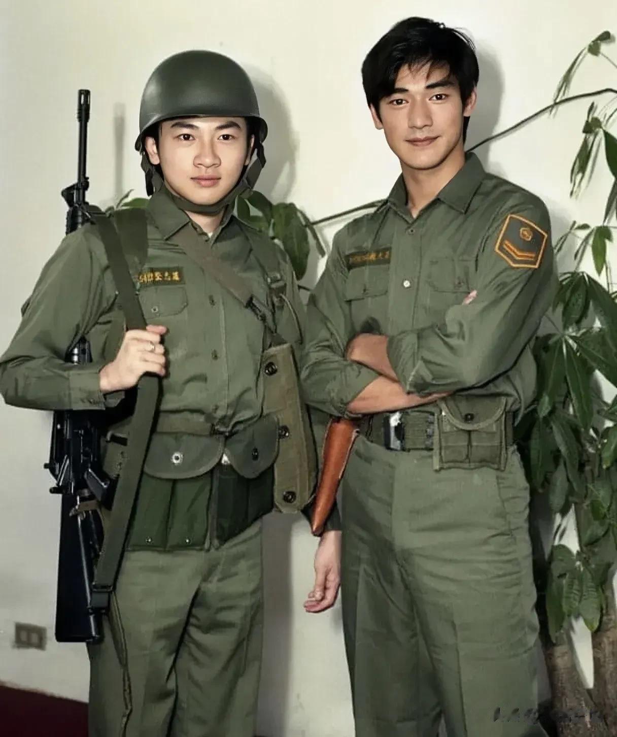 苏有朋与金城武曾经的青葱岁月，不得不说，金城武年轻时就已经很帅气了，感觉他天生就