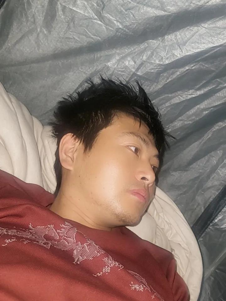 今天我跟老爸沟通了一整天，我让老爸不要种地了。或者是不要再去捡别人地种。然后我爸