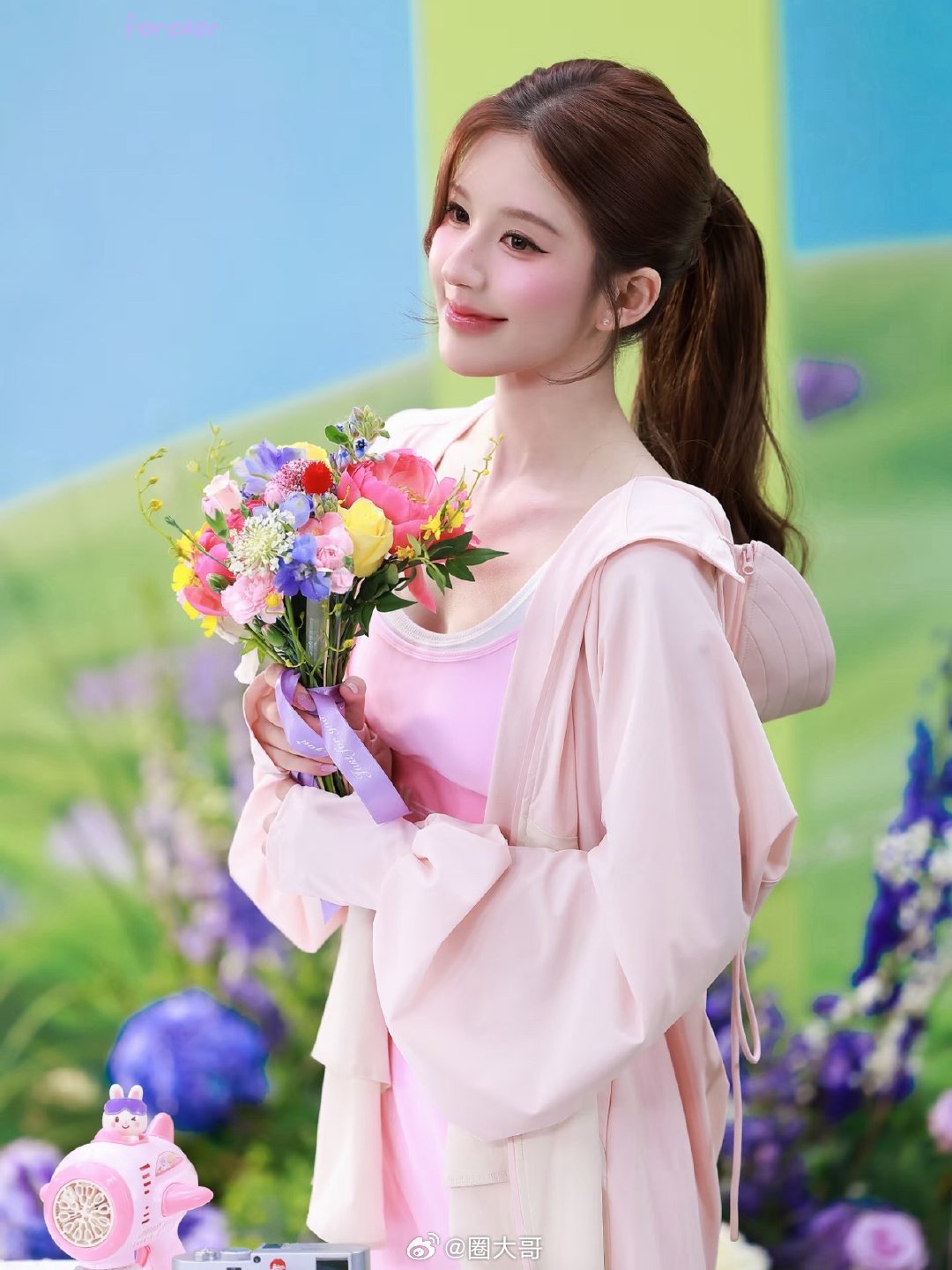 曝我不成仙Q3开机时镜人气小说《我不成仙》影视化筹备中，女主据说是赵露思，这也是