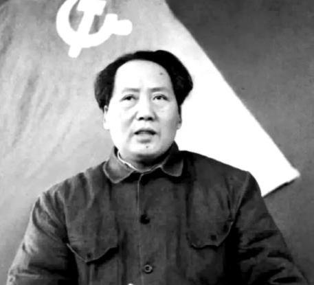 1948年，毛主席的厨师本打算做条鱼给主席补身子，聂荣臻将军瞧出鱼的异样，便告知