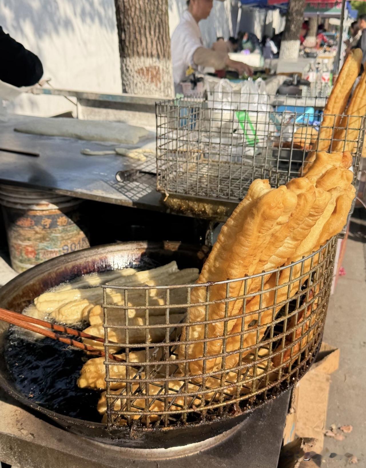 做自媒体6年，身体终于扛不住了！

做自媒体将近六年，纯属个人爱好，从来没挣过什