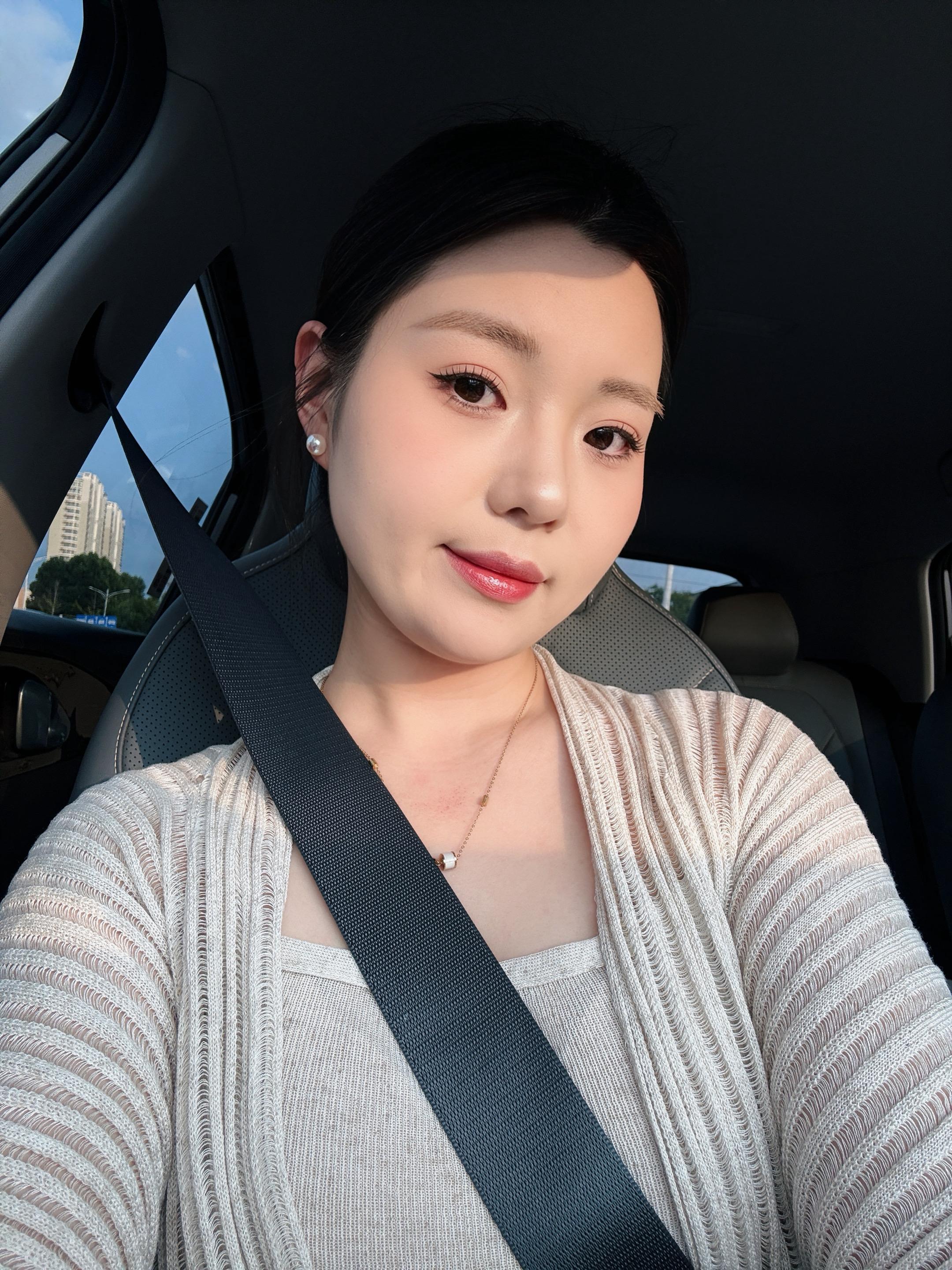 人与人的争辩没有任何意义，每个人都在自己的认知里讲话