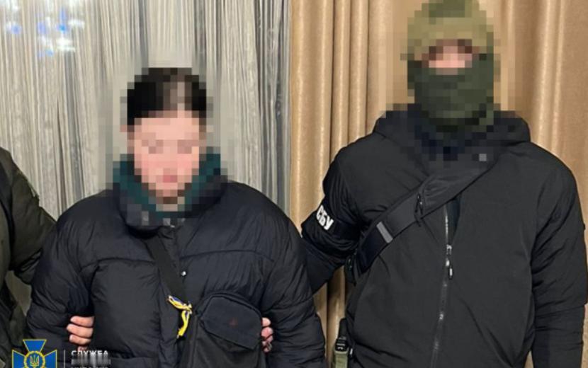 乌克兰安全局逮捕一名俄罗斯女特工

这名俄罗斯女特工系乌克兰罗夫诺州的居民。她曾