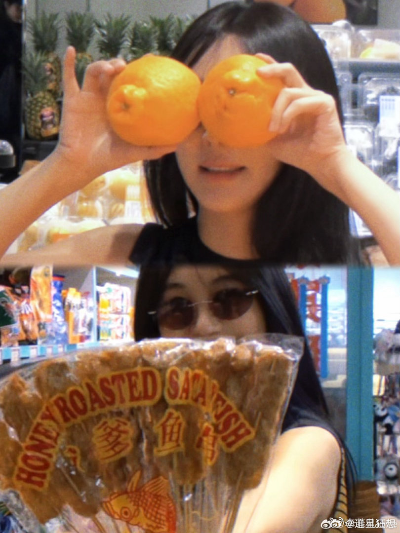 被这组照片狠狠种草，随性的穿搭搭配鲜活的状态，李菲儿身上的生命力直接拉满，每一张