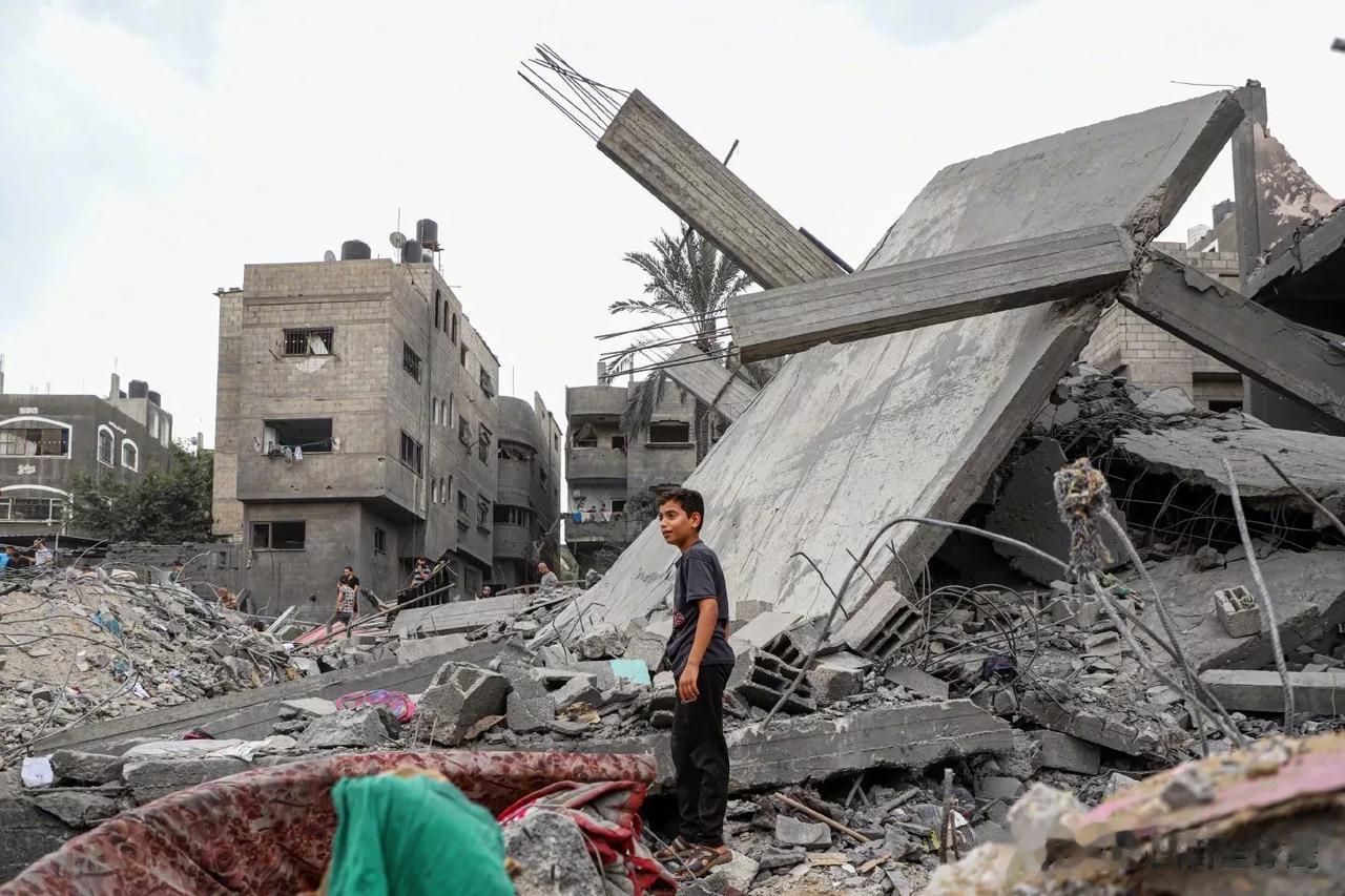 最新的消息，本轮巴以冲突已致双方超9500人死亡。

当地时间10月29日，加沙