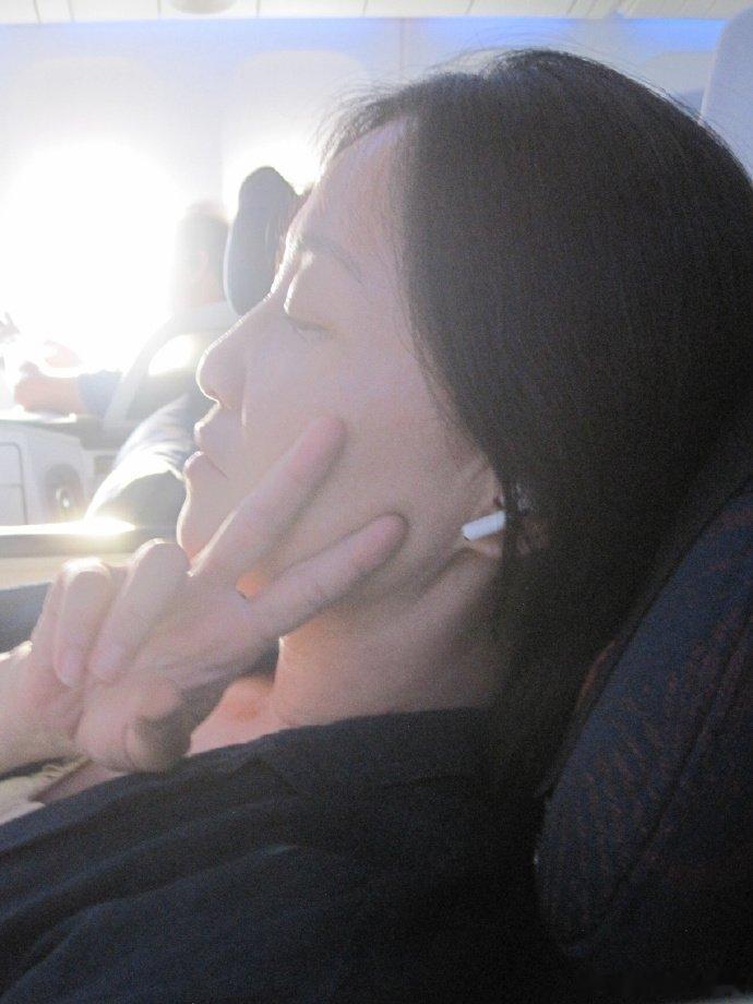 郭柯宇影后就是影后看郭柯宇演戏就像路过一扇窗，不经意间窥见了某个家庭真实的一天。