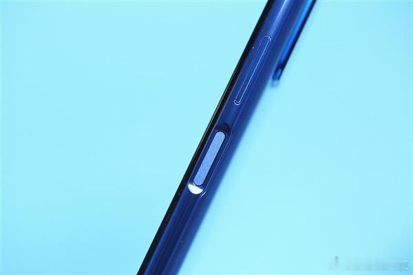价值大约2000美元的iPhone折叠屏——iPhone Ultra差不多可以确
