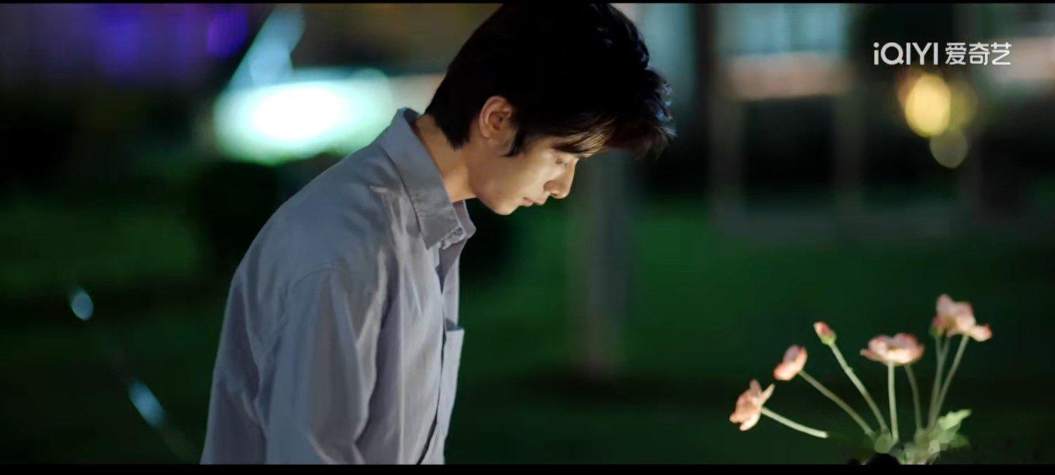 #赵弈钦新剧多巴胺内啡肽衬衫混搭##赵弈钦新剧衬衫像批发的#是批发衬衫去了吧哈哈