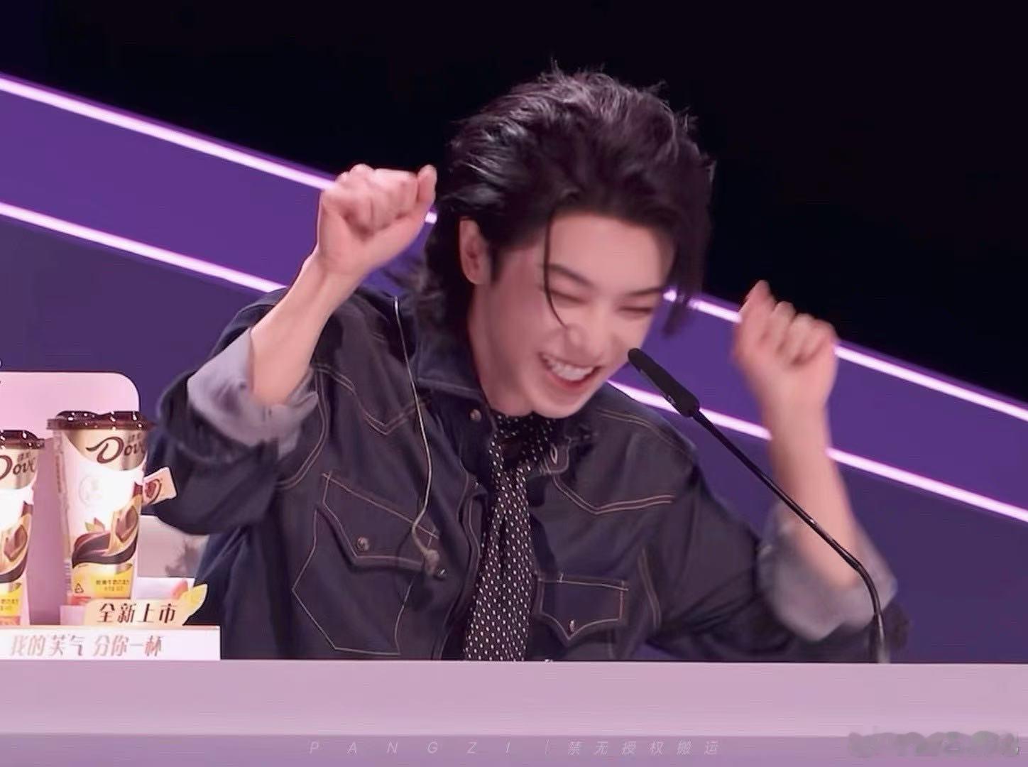 华晨宇音综选手花式表白华晨宇声鸣远扬花花上课温柔这件事，被生特吾姬说出来，谁不羡