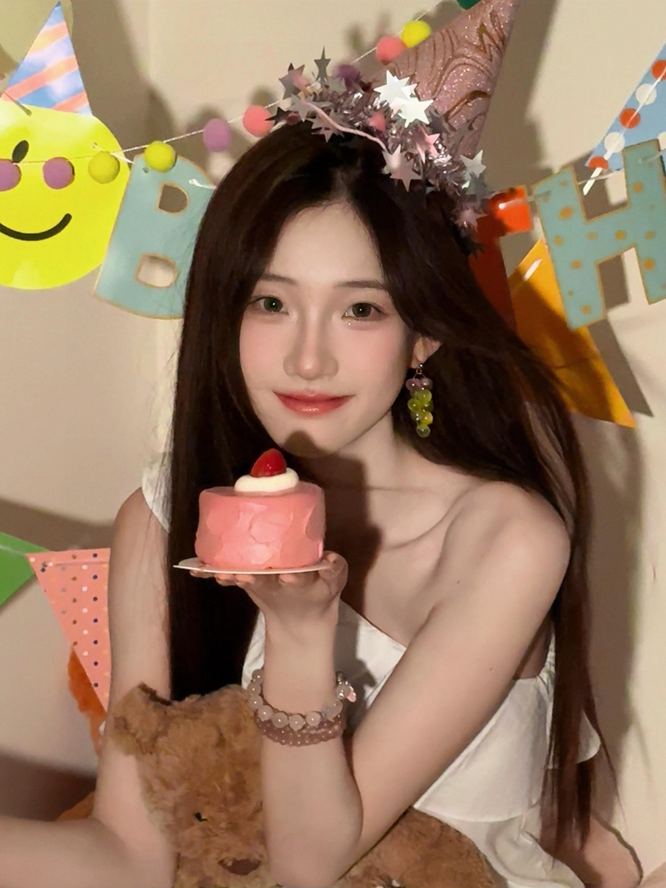 🎂介绍下这是第21个为我诞生的蛋糕🥰。