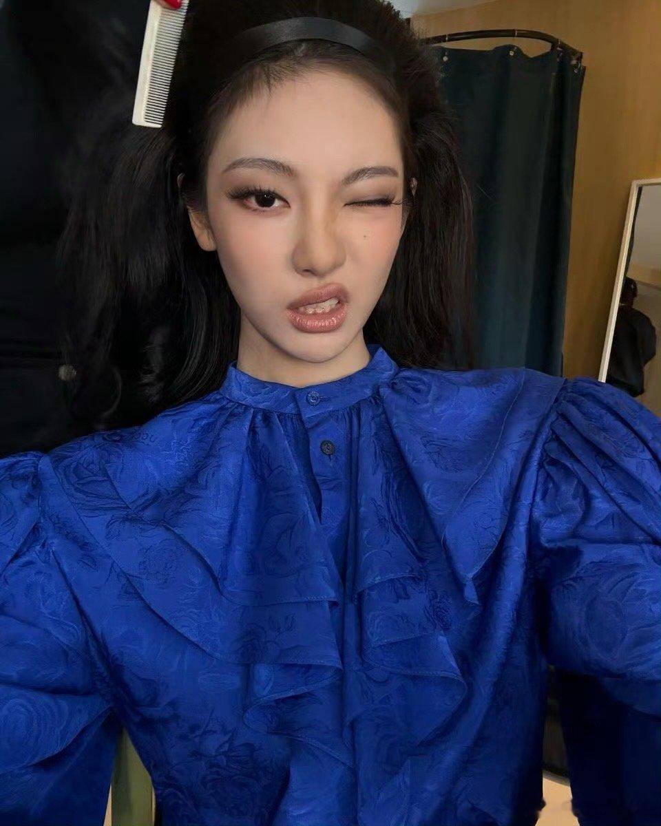 Jennie真的好美 ​​​