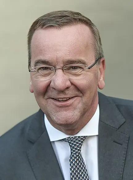 德国国防部长皮斯托里乌斯4月25表示，德国海军军队将在地中海海域部署，其中一艘扫