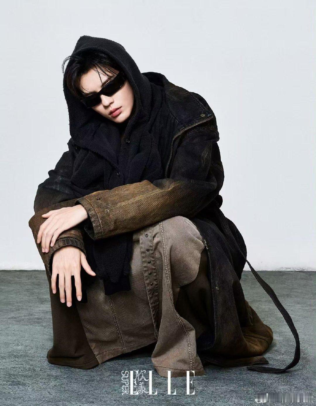 被毕雯珺的专属男友镜视角going 众人的反应就是我的反应，这样抗打的颜值，确实