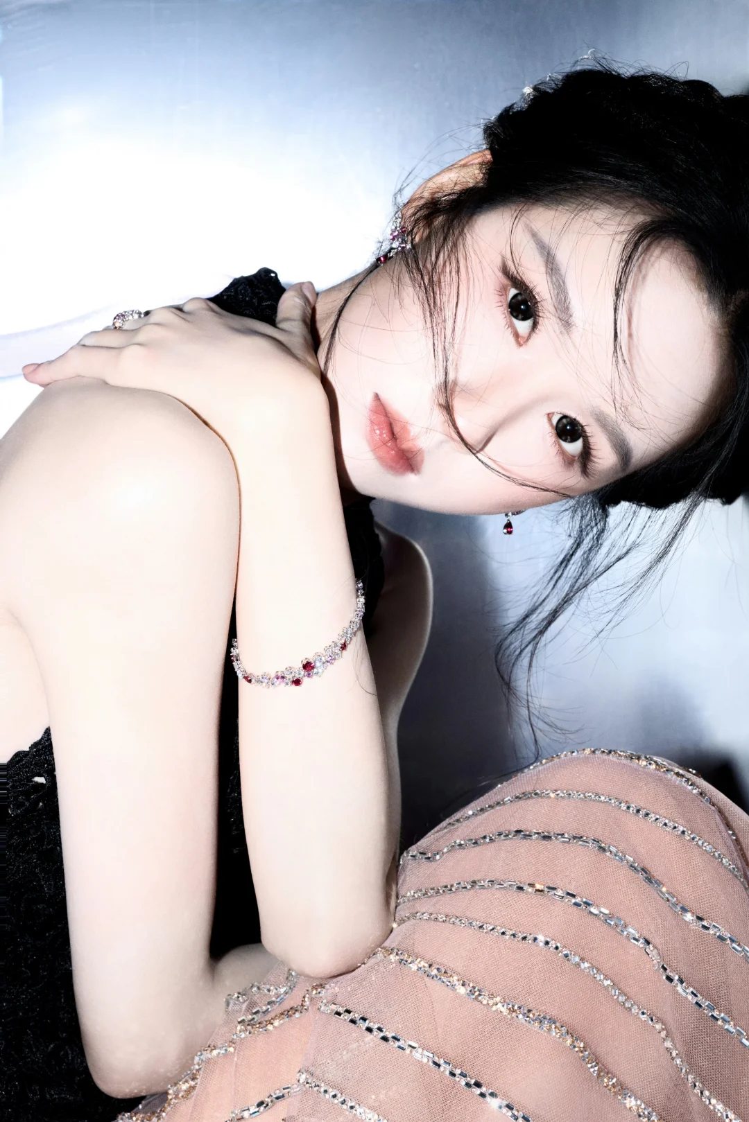 给嘟嘟化的清冷女神妆