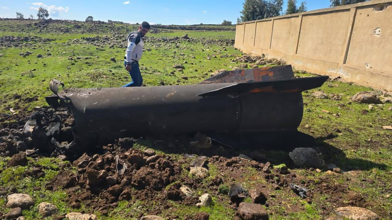 落在叙利亚境内的伊朗弹道导弹和“爱国者PAC-3”拦截弹残骸伊以冲突