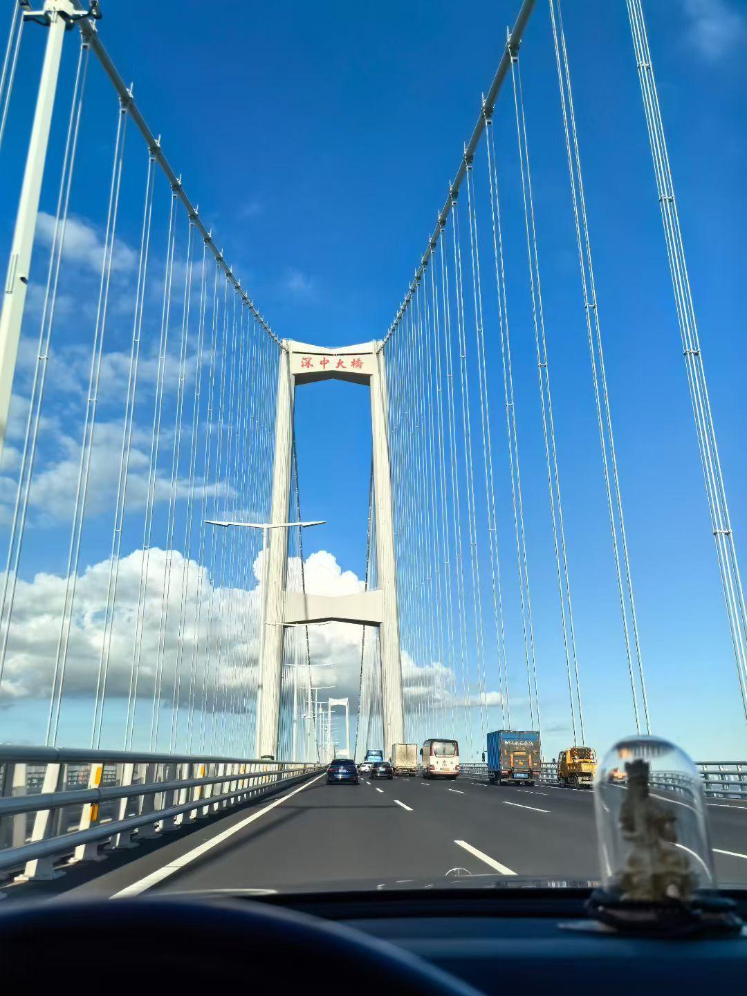全长24公里深中跨海大桥