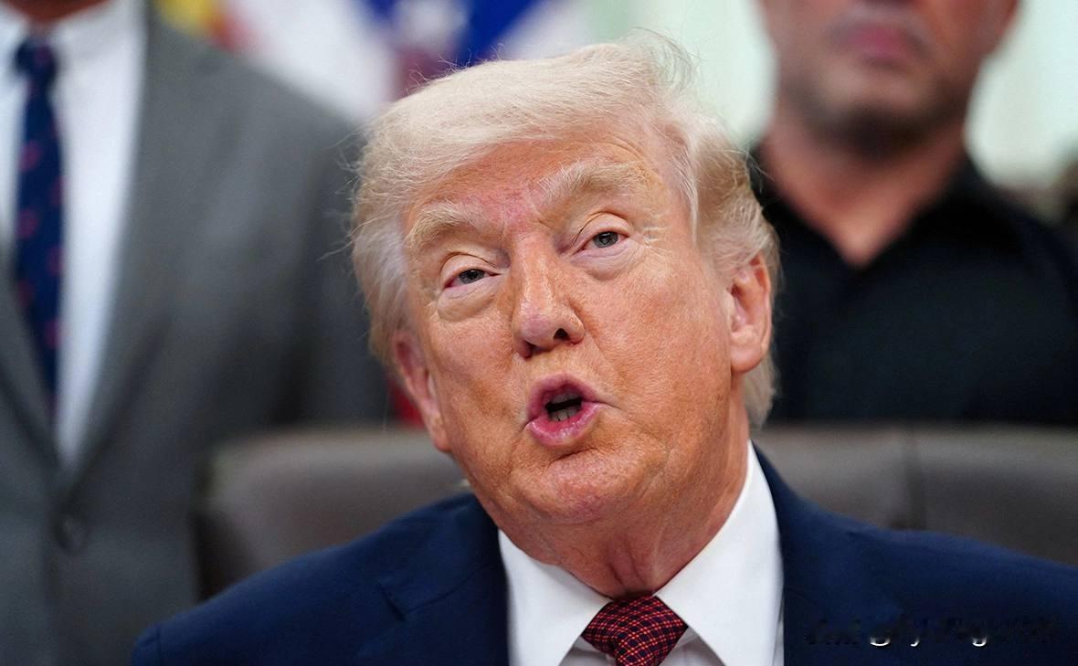 👔 🇺🇸 特朗普：6月19日协议签署后，霍尔木兹海峡将开放以进行“扫雷作业