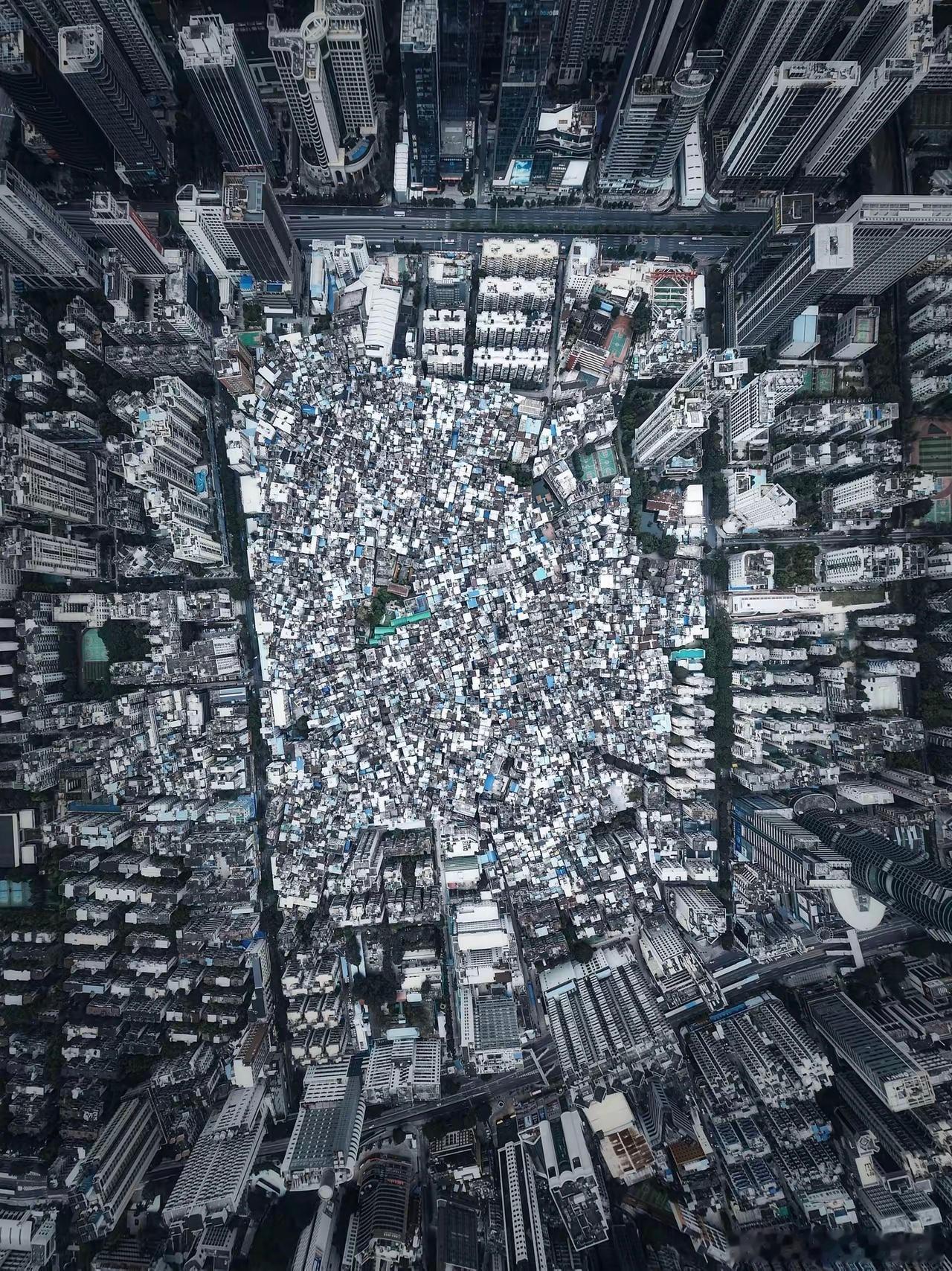 广州石牌村快变成了九龙城寨， 这是外卖小哥的噩梦吧！ 