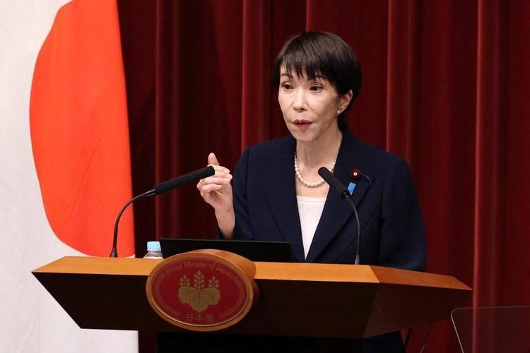 日本正陷入一场“繁荣假象”与“产业窒息”的撕裂危机。日经指数冲破67000点新高