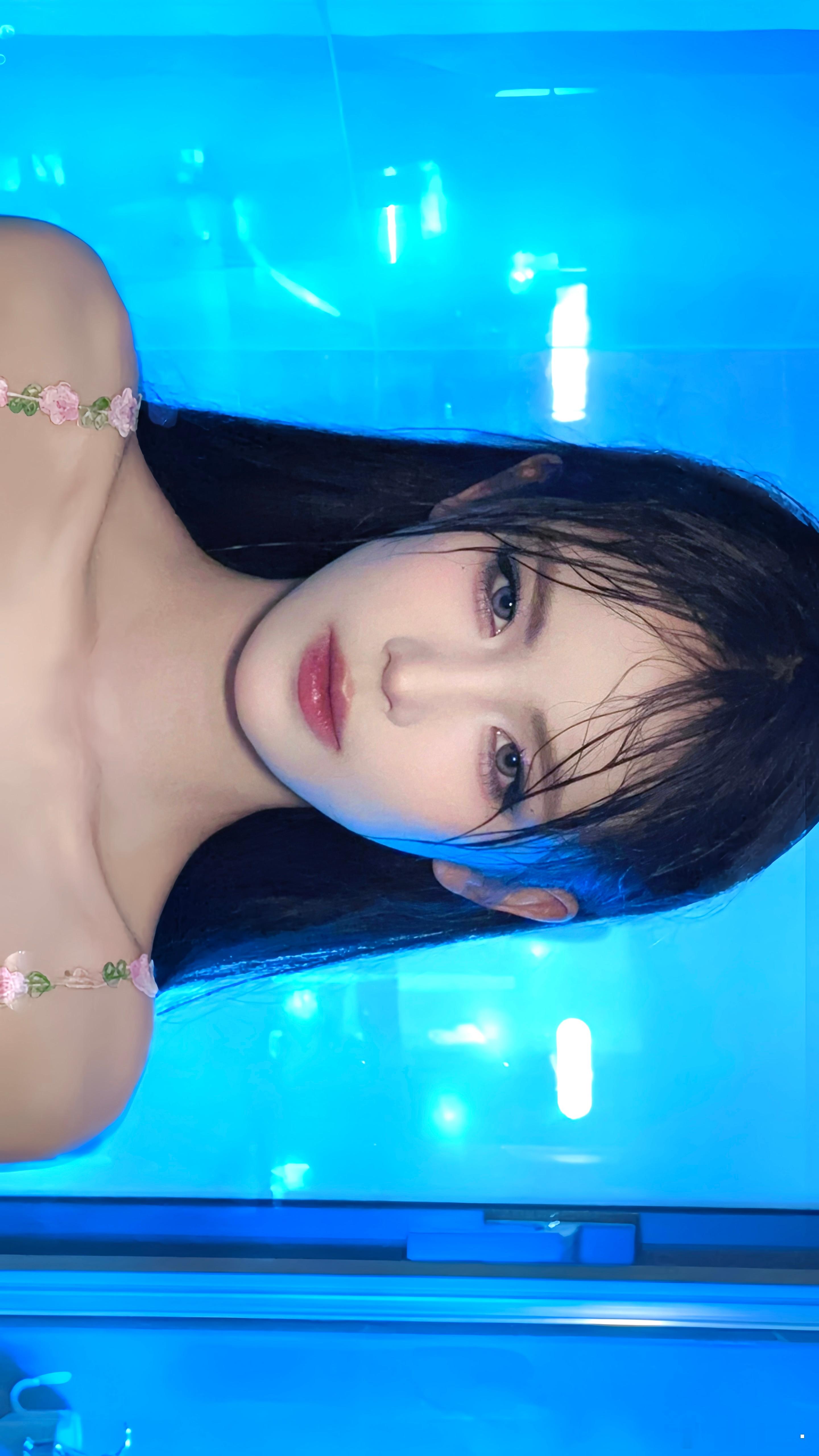 实验室的美人鱼 ​​​