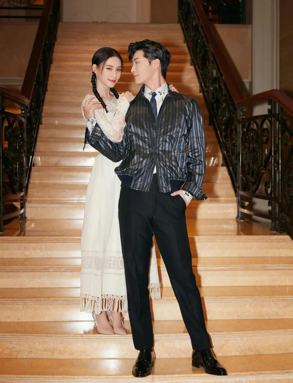 为什么窦骁可以娶赌王的女儿?
为什么窦骁可以娶赌王的女儿？
窦骁能娶赌王的千金何