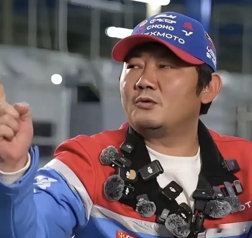 别想围剿张雪机车！这7条硬实力，直接让同行望尘莫及！
 
1. 核心发动机技术是