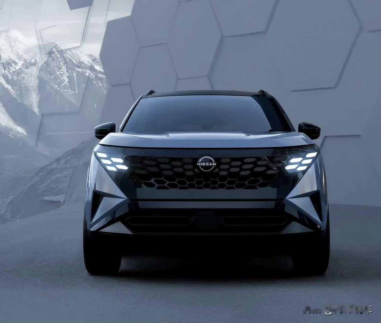 新一代奇骏官图来了，这变化你能接受吗？

这跟现款奇骏的风格差得也太大了吧！完全