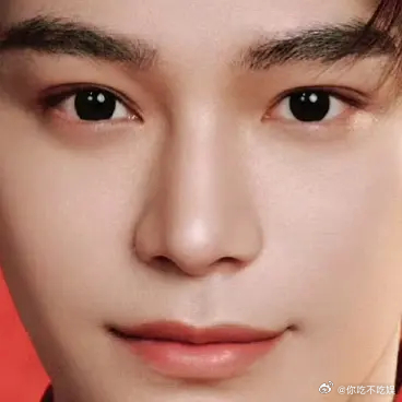 五官对比谁的颜值更胜一筹，真的要不要这么明显 