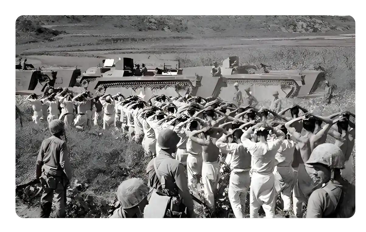 对日态度上，中美俄不太一样，但都很鄙视日本上，是一样的。
   美国是侮辱式对付