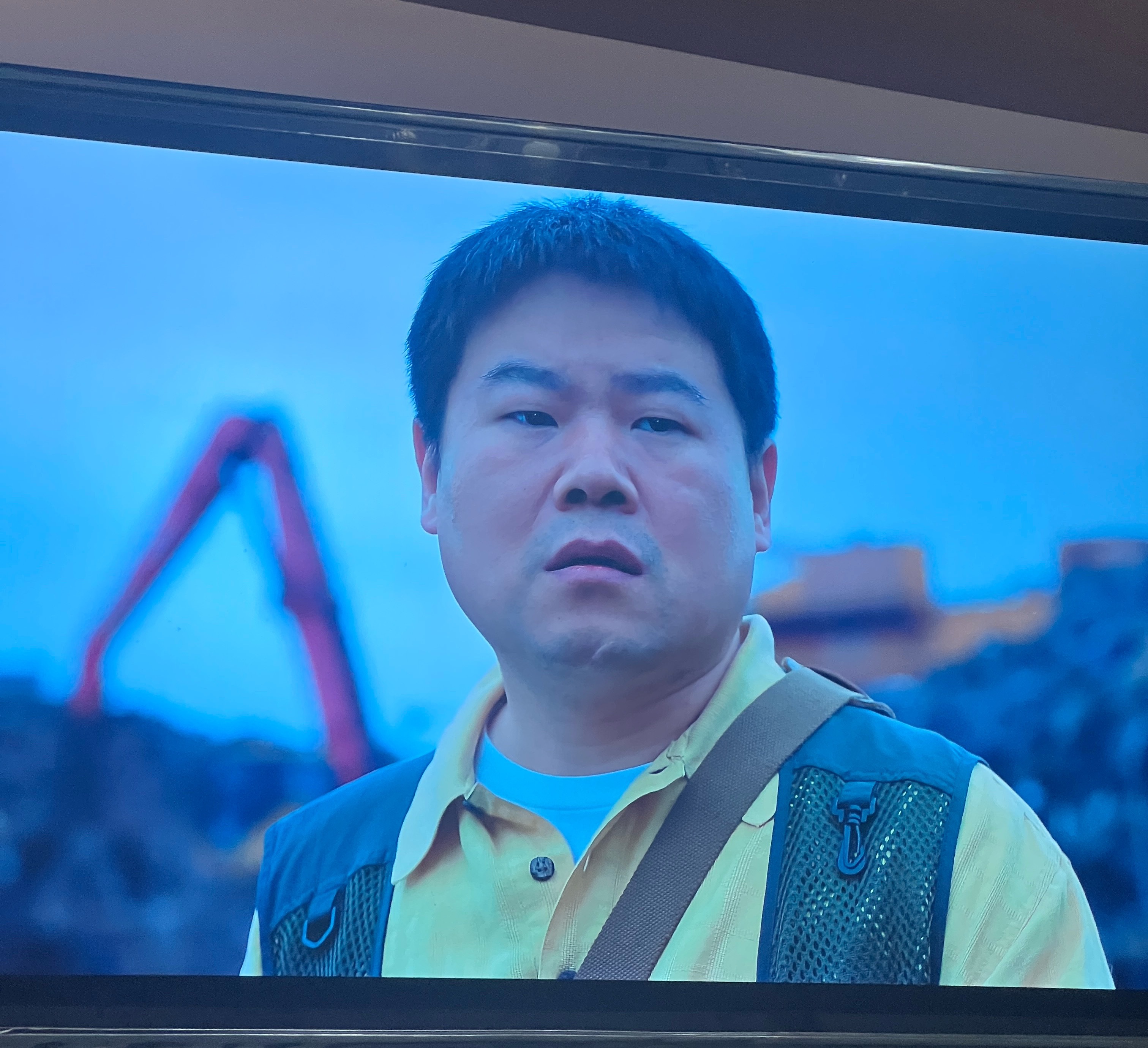 悬案 岳云鹏演得挺好，很自然，跟王砚辉老师对戏也接得上，👍 