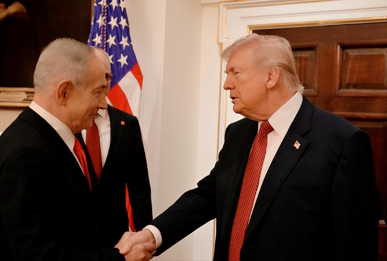 特朗普在白宫开新闻发布会，当着全世界的面把以色列总统赫尔佐格拉出来骂，指责对方居