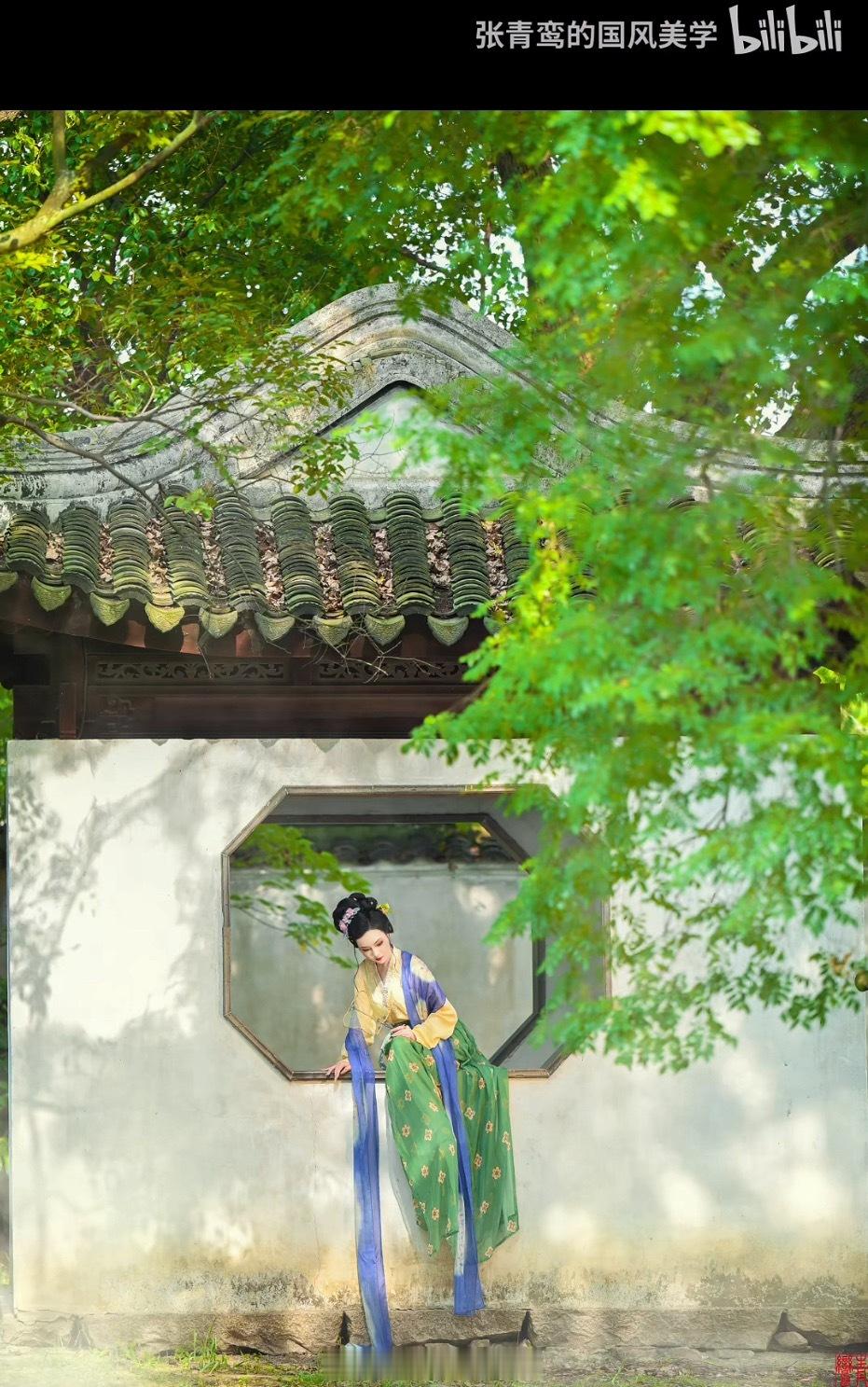 这身仿孔雀穿搭好好看 ​​​