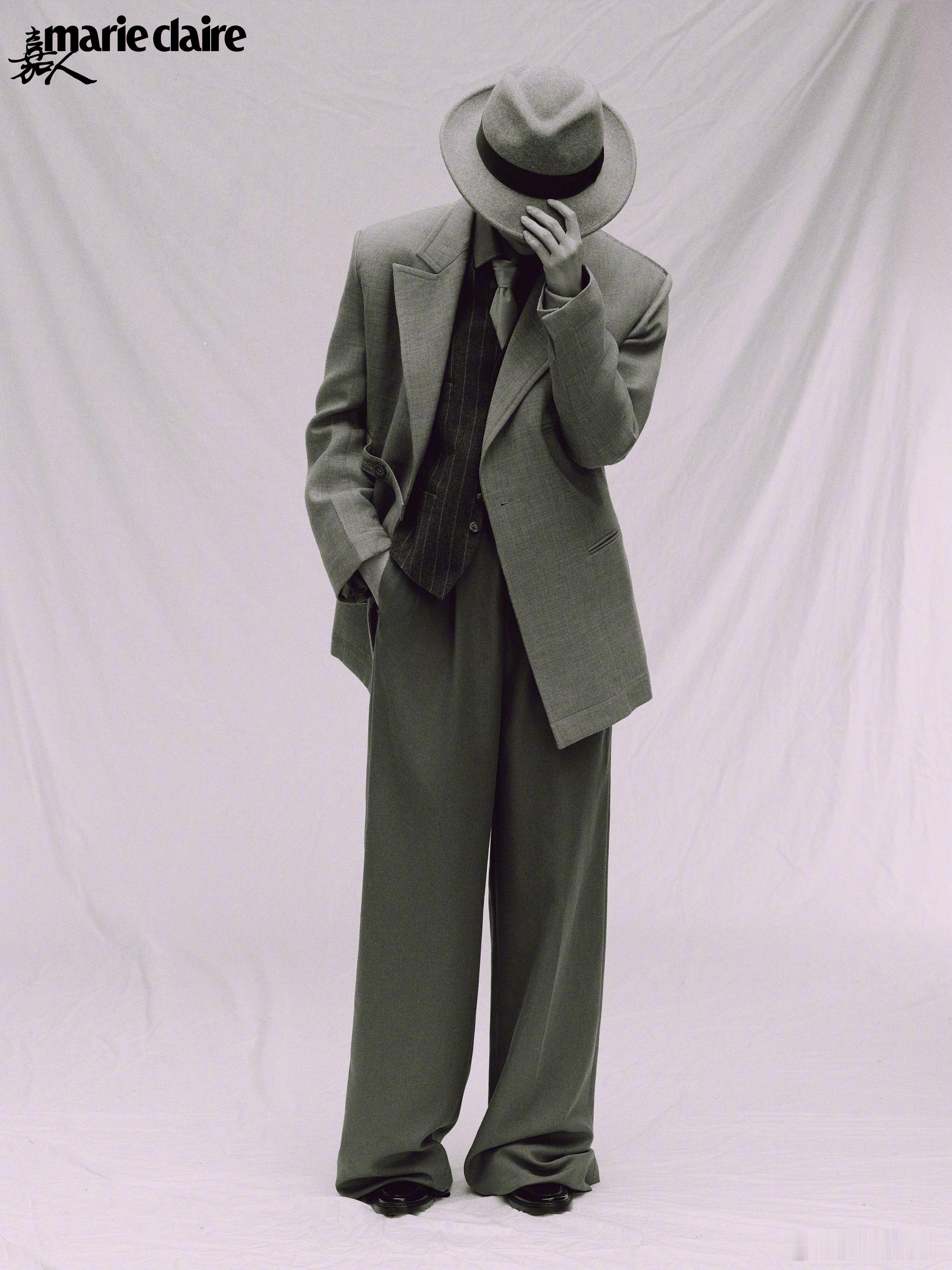 #刘亦菲嘉人银十刊预告##刘亦菲前所未有的TA# ​​​嘉人银十刊预告，刘亦菲的