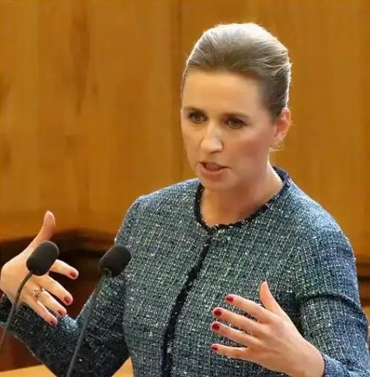 美国攻击格陵兰岛

美国政客对格陵兰岛的那点心思，最近又开始蠢蠢欲动了。这事儿在