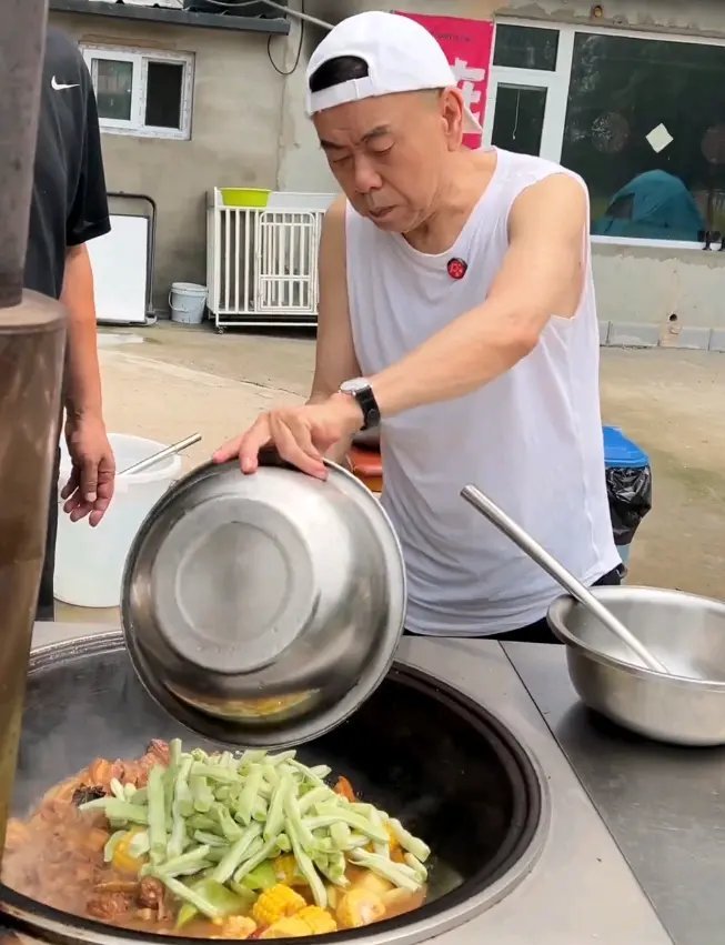 羡慕潘长江的退休生活 ​​​