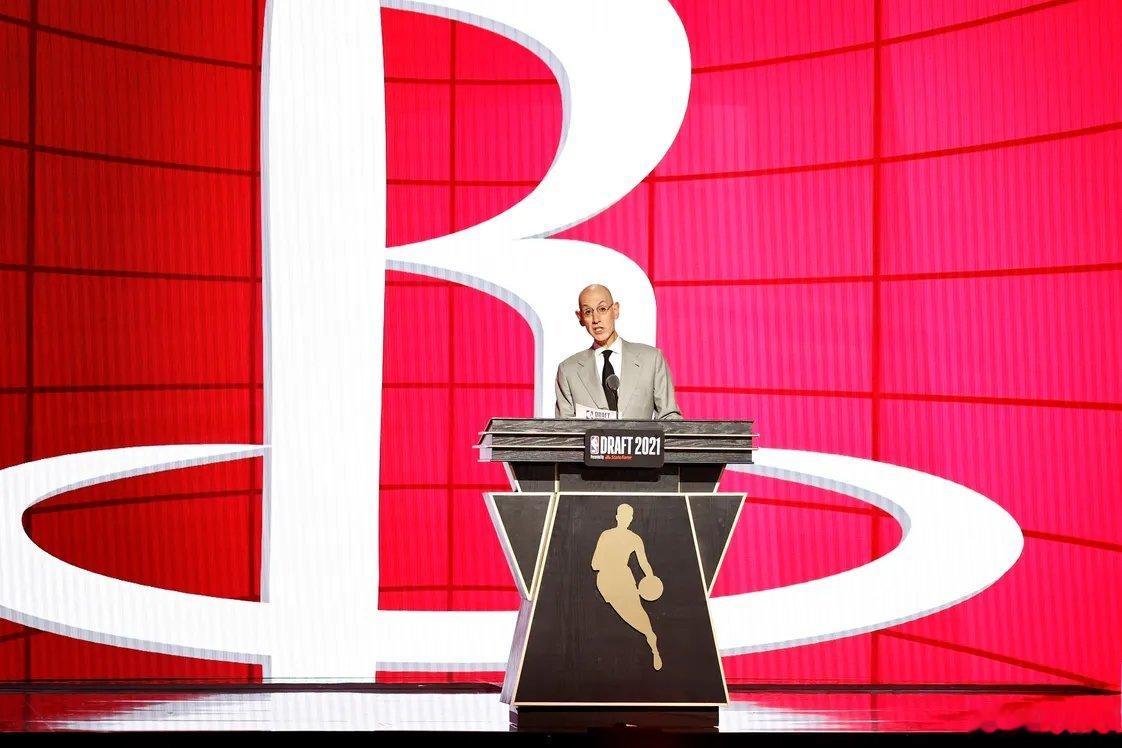 NBA Big Board 詹姆斯巴洛认为：“2029届NBA选秀非常值得期待。