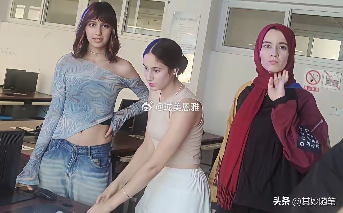 我教过那么多的留学生其中白人学生也不少坦率地说，没有哪个白人女生跟我说要嫁到中国