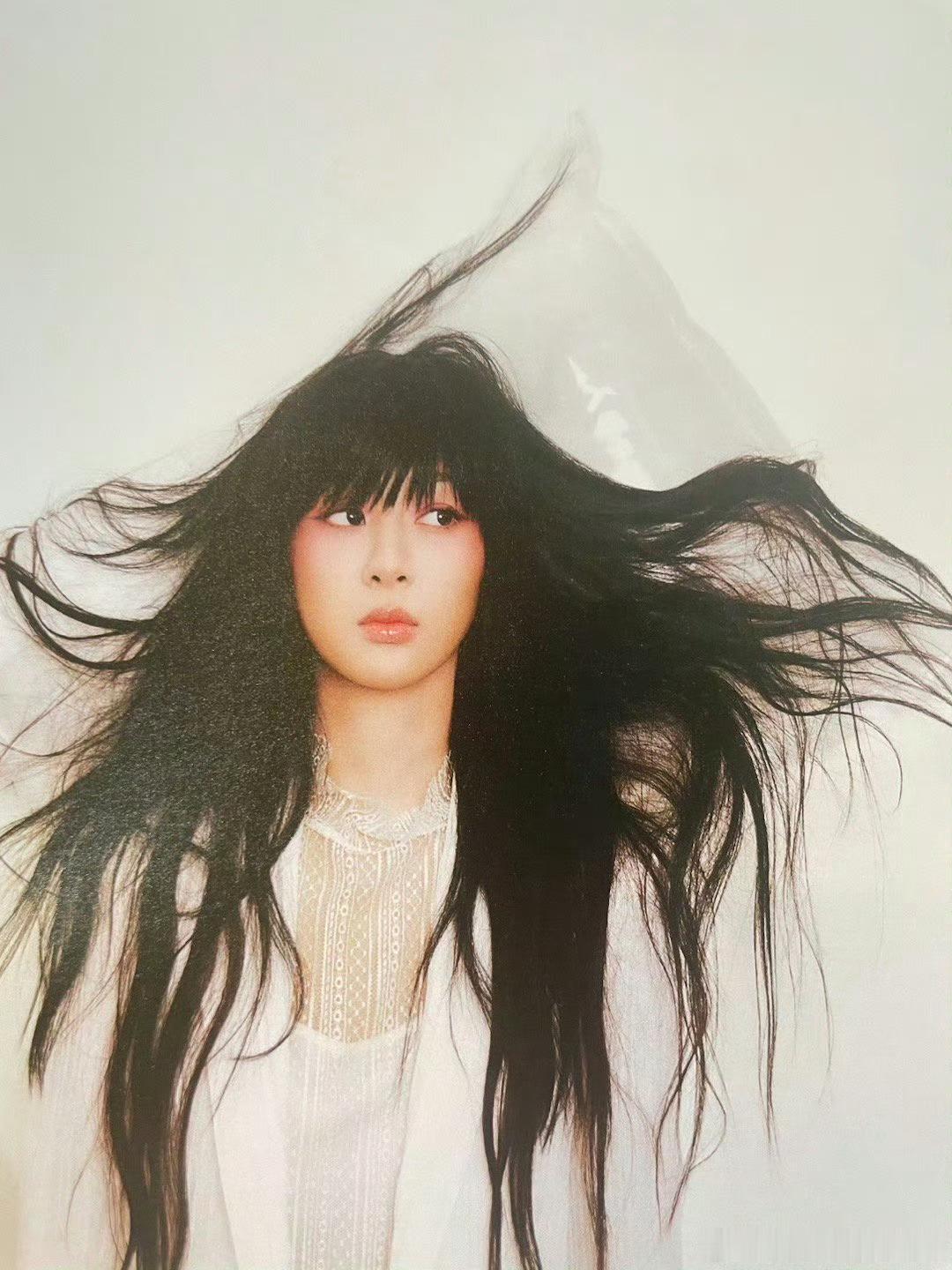 撕拉片拍的最美女明星是杨紫！杨紫去年就拍了撕拉片 ​​​