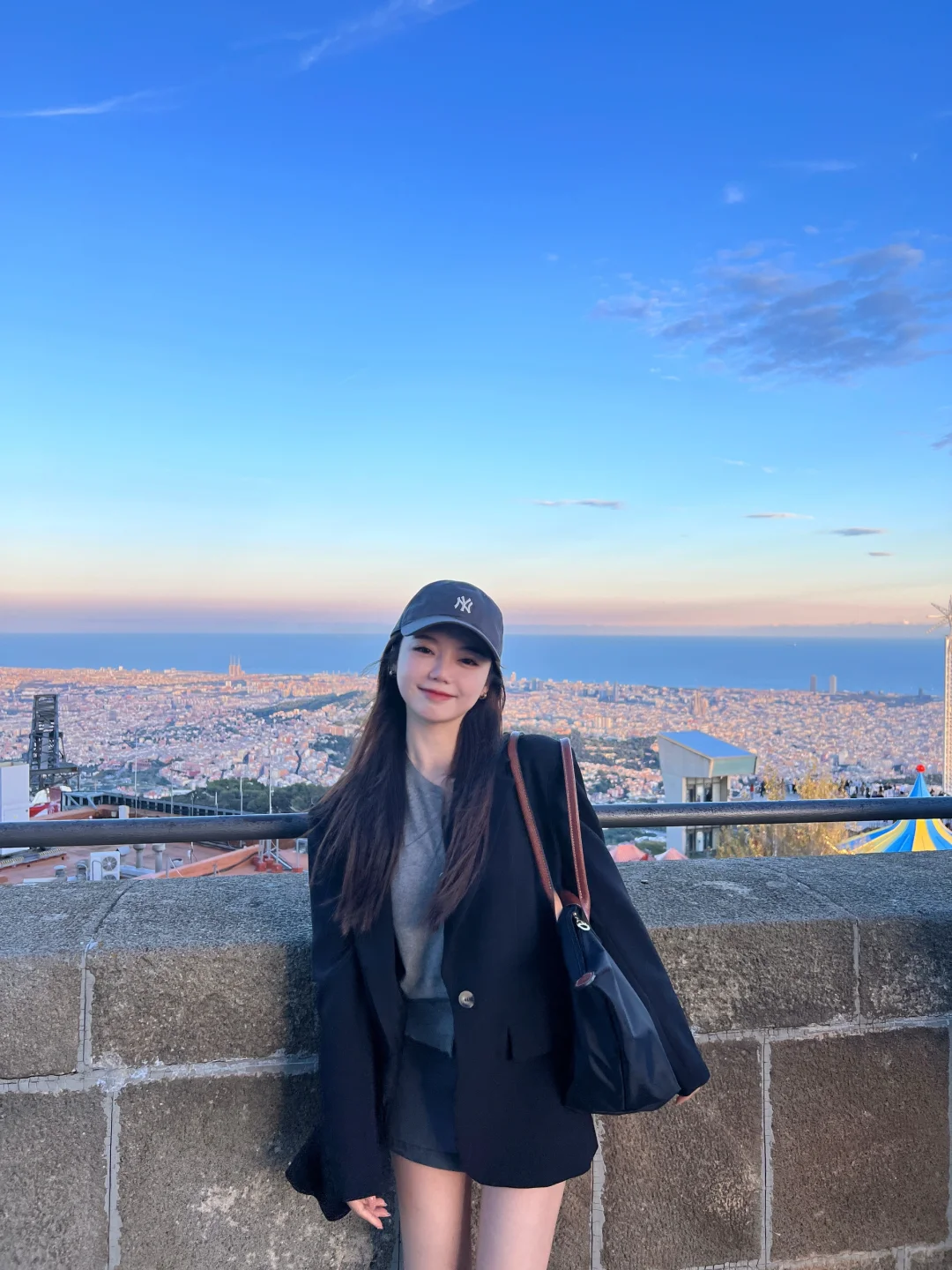 158ootd|旅行穿搭🇪🇸Tibidabo日落人生值得