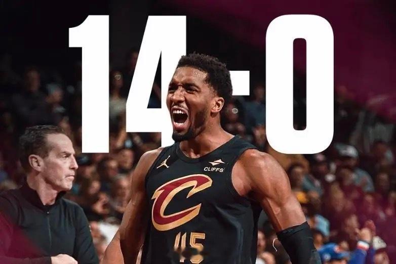 无敌！骑士战胜公牛豪取14连胜，追平历史第三长开局连胜数NBA杯第二个比赛日，骑