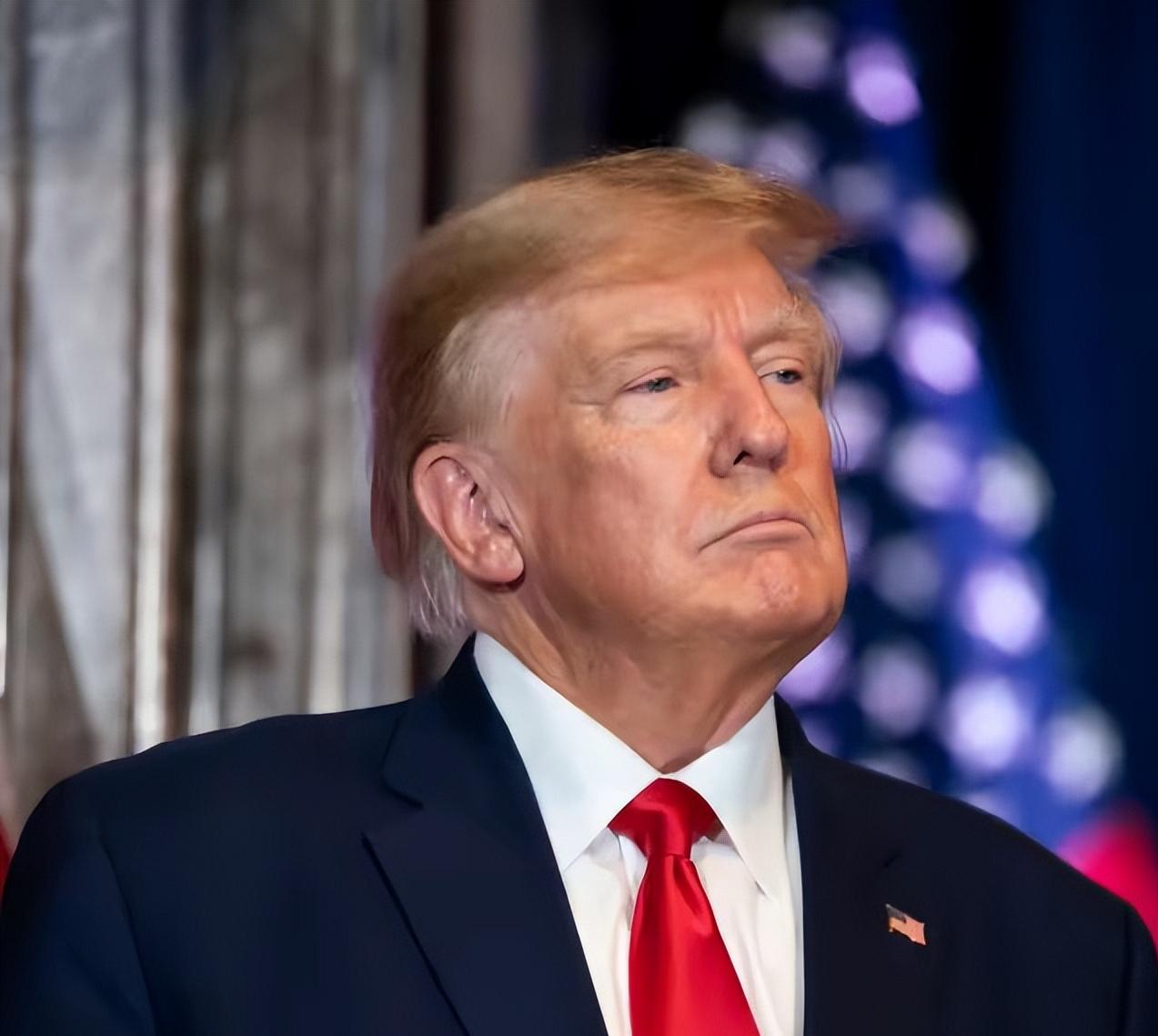 特朗普曾说"中国知道后果，不会在他任内动手"

很多人被特朗普这句话骗了。
他说