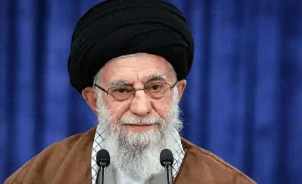 真想不到，原来伊朗的高层是这样遭袭击的，有人身上早已携带了定位器，并且还是一种很