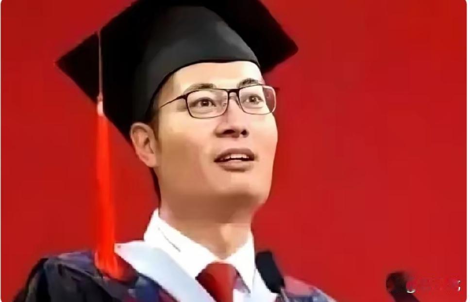 北大博士王永强去美国20年没回过一次国，当他老母亲病危的消息传回老家时，全村人都