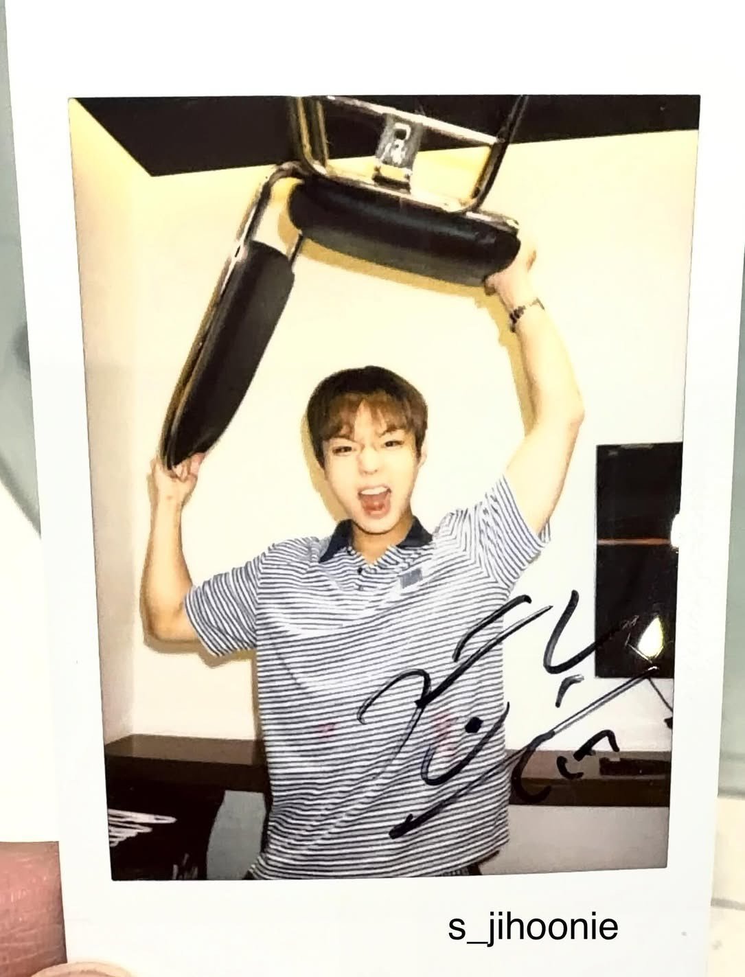 朴志训 ✨ 陪朴志训走花路 【朴志训 拍立得】260711 曼谷FANCON©️