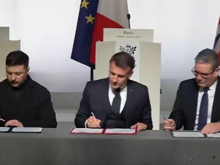 向乌克兰派兵
已达成共识
他们这是
想阻止“俄乌和谈”
还是
在“演戏”

1月