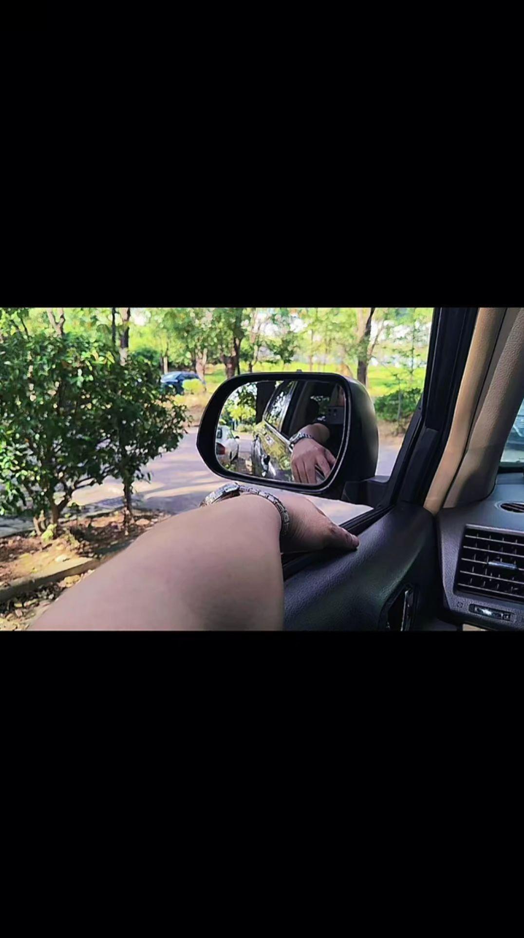 “如果有人给过你一段短暂的陪伴，是奖励还是惩罚呢如果你不贪心就是奖励，如果你不期