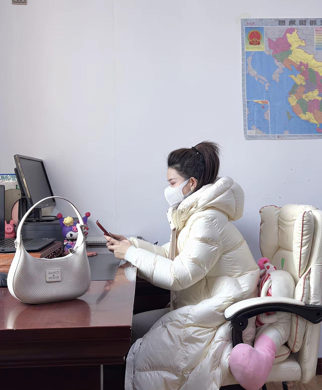 白色衣服真抬人