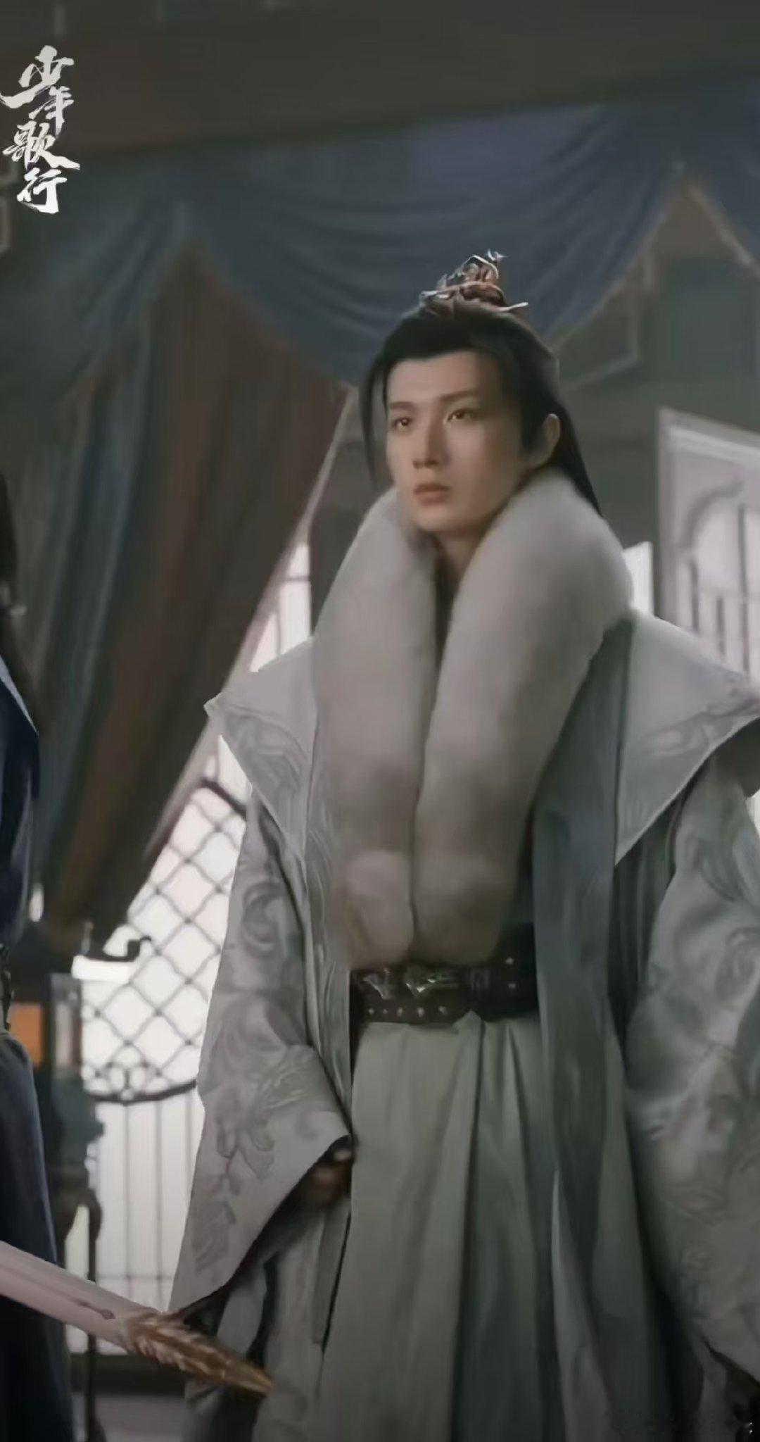 李宏毅祝少年歌行开播三周年 李宏毅的三周年祝福太暖啦！看到他，就想起萧瑟在江湖里